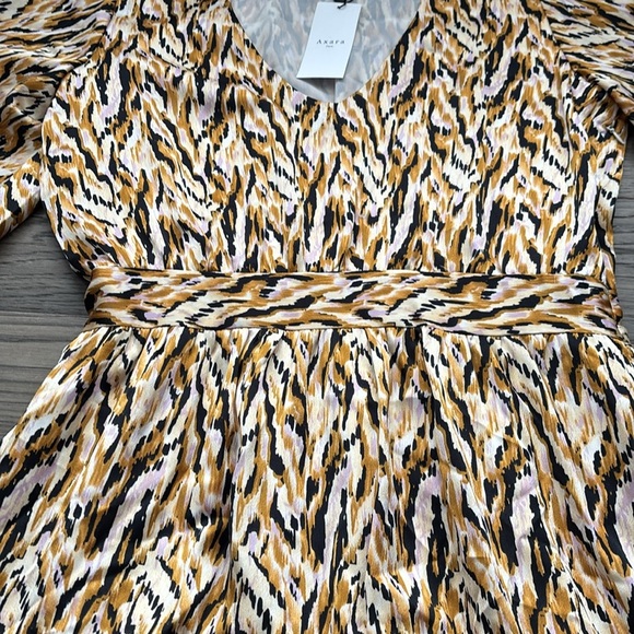 Axara Paris | Colourful splat printed flowy dress / New with tags Size M - Picture 3 of 14